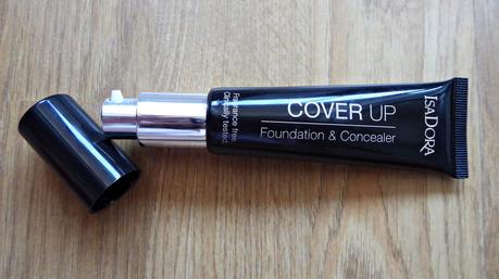 Cover up Foundation and Concealer de Isadora, una base de maquillaje cubriente y buena