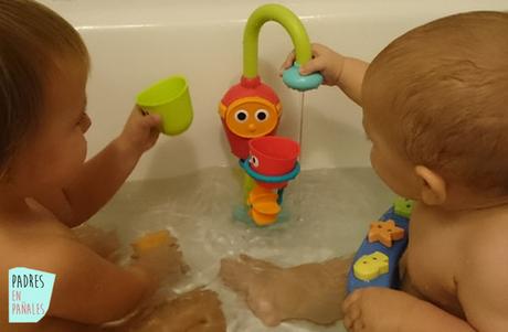 Como actúa una madre ante ciertas cosas con el primer hijo y con el segundo PODCAST juguete-bañera-yookidoo