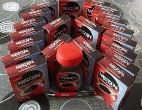 Probando Nescafé Classic descafeinado, #DEScafeinadoConAgua