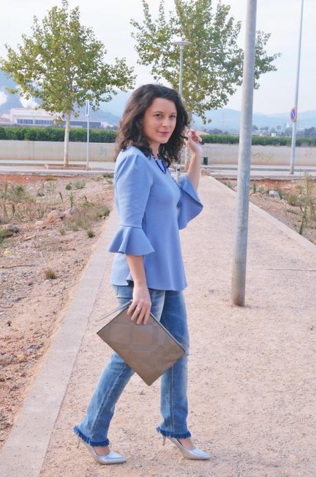 Blusa azul mangas acampanadas look_blusamangasacampanadasymetalizados_streetstyle_fashionbloggermivestidoazul-16
