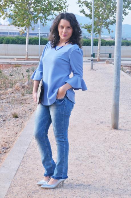 Blusa azul mangas acampanadas look_blusamangasacampanadasymetalizados_streetstyle_fashionbloggermivestidoazul-3