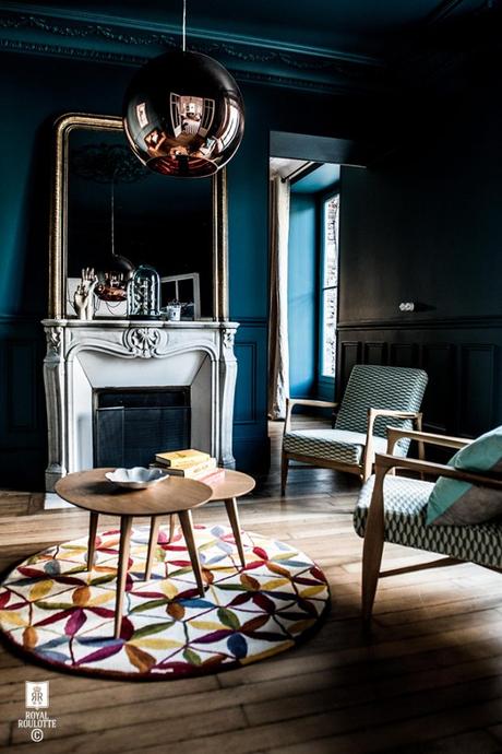 Atreverse con un suelo geometrico dark-interiors