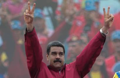 Qué “dictadura” más extraña… Qué “dictadura” más extraña…