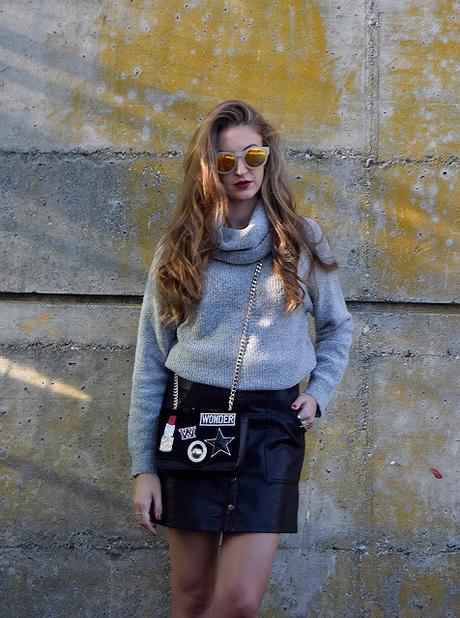 Jersey gris para el otoño Jersey gris para el otoño