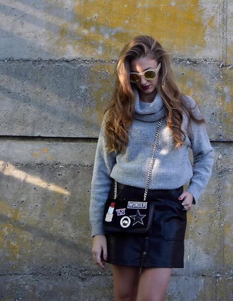 Jersey gris para el otoño Jersey gris para el otoño