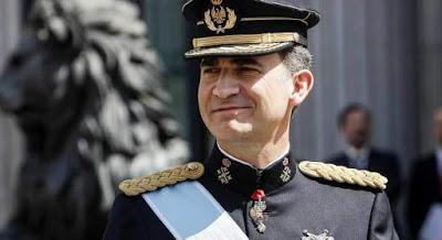 Y volvió Rajoy… con su nueva tropa. ‘The New York Times’ le pide a Felipe VI “que renuncie” y “se busque un buen trabajo. Y volvió Rajoy… con su nueva tropa. ‘The New York Times’ le pide a Felipe VI “que renuncie” y “se busque un buen trabajo.