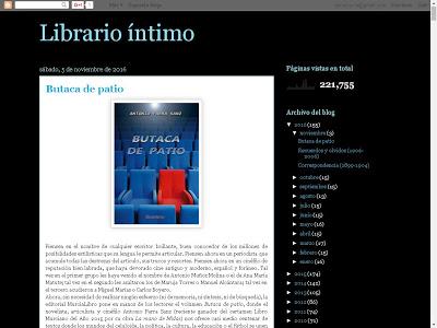 BUTACA DE PATIO EN LIBRARIO ÍNTIMO