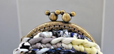 MONEDERO DE TRAPILLO CON BOQUILLA MONEDERO DE TRAPILLO CON BOQUILLA