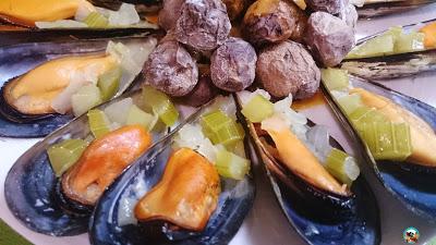 Almejas en salsa Almejas en salsa