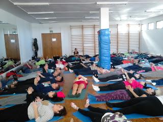 Taller vivencial. EDUCAR CON CO-RAZÓN. Las huellas en el cuerpo. Taller vivencial. EDUCAR CON CO-RAZÓN. Las huellas en el cuerpo.