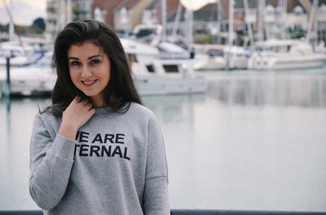 MY LIFE IN UK (6) - THE DOCKS MY LIFE IN UK (6) - THE DOCKS