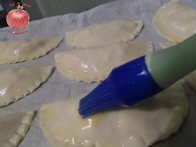 Empanadillas de atún y huevo al horno