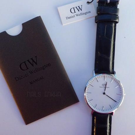 Classic Reading / Daniel Wellington