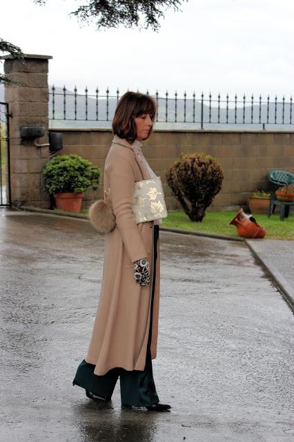 MIS LOOKS - LOOK CON MAXI ABRIGO CAMEL DE PUNTO Y APARTE MIS LOOKS - LOOK CON MAXI ABRIGO CAMEL DE PUNTO Y APARTE