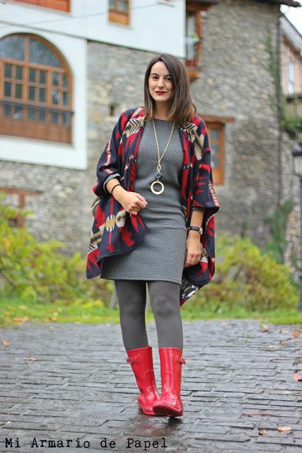 Outfit: Ideas para Vestir Botas de Agua con Vestido