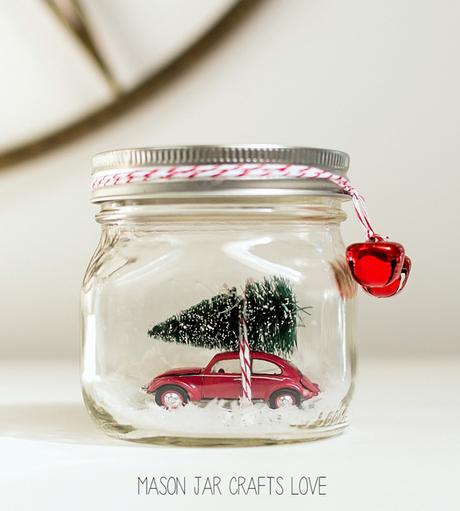 DIY: Decora este invierno con abetos mini y coches de juguetes!