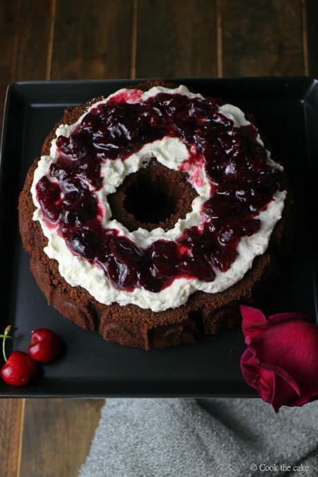 black-forest-bundt-cake, national-bundt-cake-day, bundt-cake, tarta-selva-negra