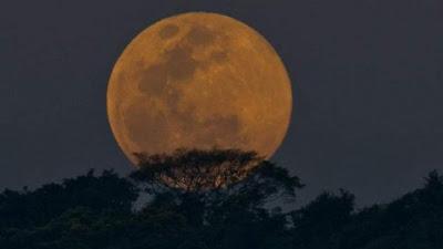 Esta noche, la superluna más espectacular desde 1948.