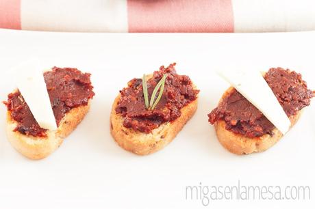 Sobrasada vegana, o pesto de tomates secados al sol