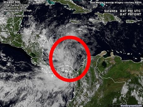 Zona de baja presión en el Mar Caribe podría evolucionar a un ciclón tropical