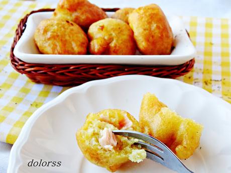 Buñuelos de salmón y eneldo