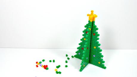 Árbol de Navidad en 3D con Hamabeads