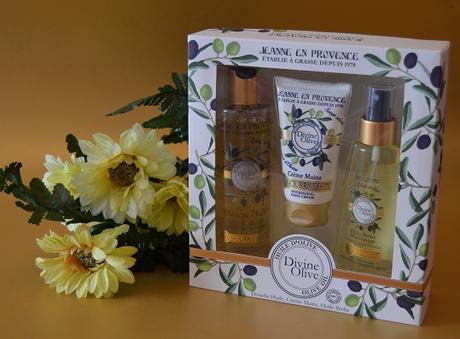 La Navidad con JEANNE EN PROVENCE La Navidad con JEANNE EN PROVENCE