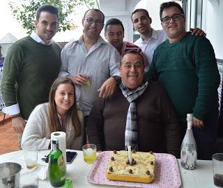 TARTA DE GALLETAS CON FLAN Y CHOCOLATE BLANCO TARTA DE GALLETAS CON FLAN Y CHOCOLATE BLANCO
