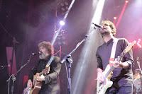 Modelo de respuesta polar y Ricky Flakner en Joy Eslava Modelo de respuesta polar y Ricky Flakner en Joy Eslava