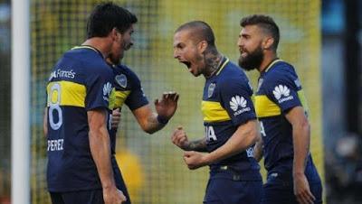 Boca no quiere alejarse de la lucha