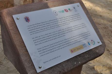 Un Olmo, Mil Historias Un Olmo, Mil Historias