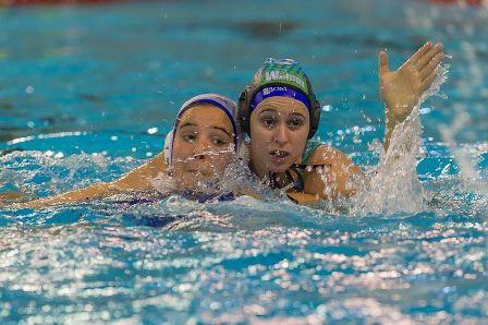 Nada que hacer ante el Campeón de Europa division-honor-femenina-waterpolo_21112016