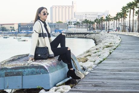 BLACK AND WHITE IS THE PERFECT MIX BLACK AND WHITE IS THE PERFECT MIX