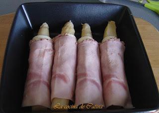 Rollitos de jamón con espárragos