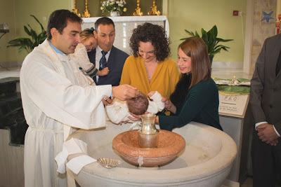 Gonzalo, su bautizo en Carmona.