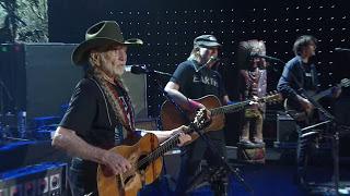 Neil Young + Promise of the Real & Willie Nelson - Are There Any More Real Cowboys? (Live at Farm Aid) (2016)