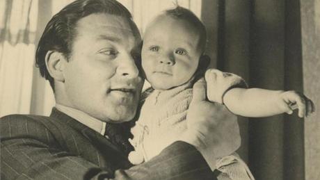 Dries Riphagen en zoon Riphagen (Januari 1944), kosteloos, beeld uit familiealbum Riphagen