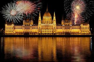 LA BELLEZA DEL PARLAMENTO DE HUNGARIA EN BUDAPEST