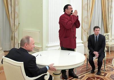 Steven Seagal ya tiene pasaporte ruso Steven Seagal ya tiene pasaporte ruso