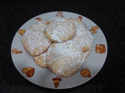 COQUETES DE SAGÍ O TORTITAS DE MANTECA COQUETES DE SAGÍ O TORTITAS DE MANTECA