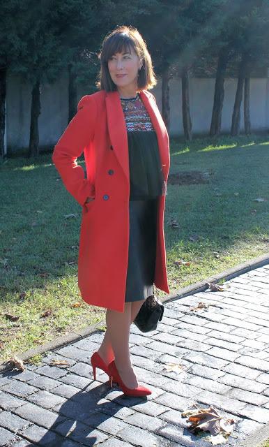 MIS LOOKS - ROJO Y NEGRO