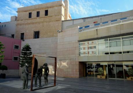Elche, mucho más que Palmeras ayuntamiento-elche