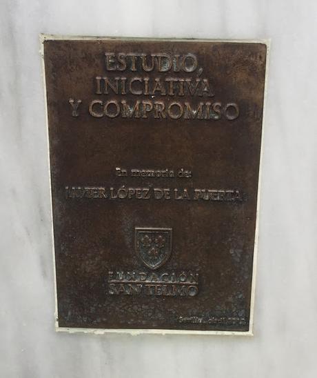 El monumento a Javier López de la Puerta.