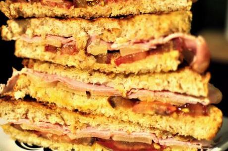 sandwich-jamon-cocido-emmental-kumato-10