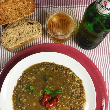 Lentejas Con Kale, Calabacín, Puerro Y Chistorra