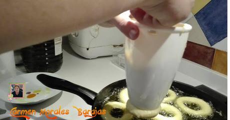 Friendo las rosquillas Friendo las rosquillas