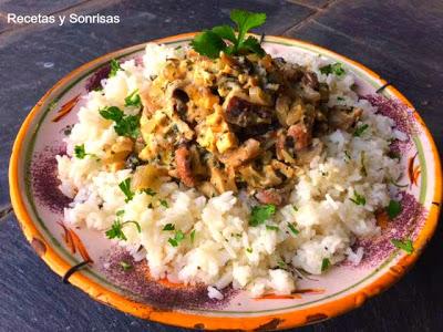 PULAO DE SETAS Y POLLO