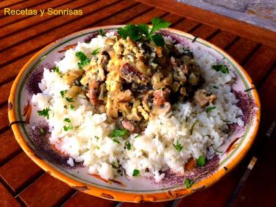 PULAO DE SETAS Y POLLO