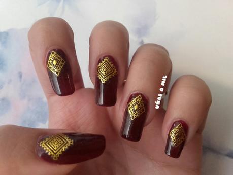 blog_unas_a_mil_nail_art_diseno_unas_decoracion_granate_esmalte_dorado_pegatinas_born_pretty_store_colaboracion-2