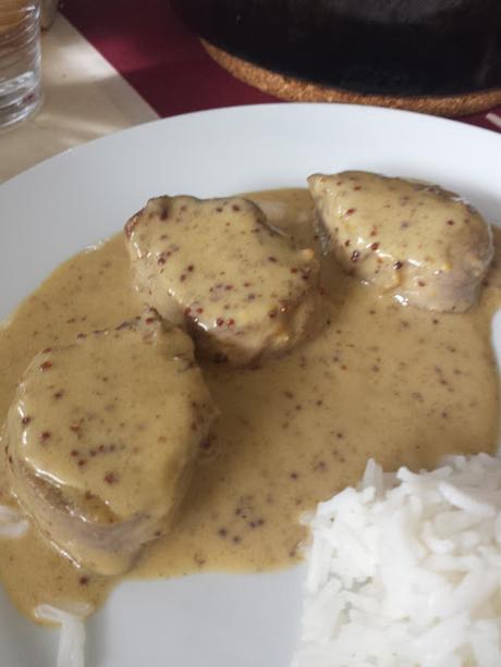 SOLOMILLO DE CERDO IBERICO A LA MOSTAZA ANTIGUA SOLOMILLO DE CERDO IBERICO A LA MOSTAZA ANTIGUA